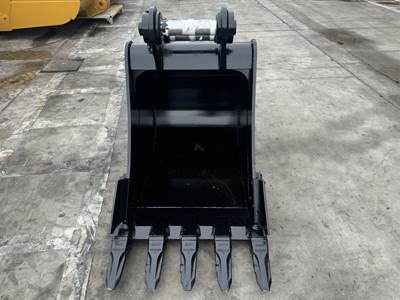 Bedrock 36in Heavy Duty Bucket for John Deere Hitachi 160/180/190/200/210/220/225 Excavator