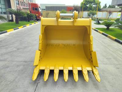 Bedrock 60" Heavy Duty Bucket for Caterpillar 320 Excavator