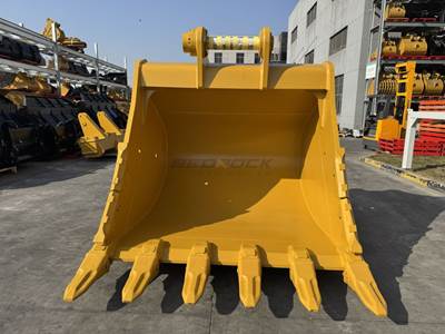 Bedrock 390D Bucket for Caterpillar 390 Excavator