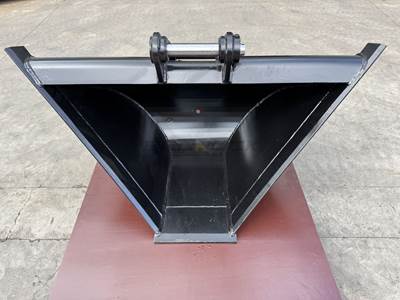Bedrock 7 Ton Mini Excavators, Trapezoidal V-Shape Bucket 16in, 0.34 m3, 2 x 50 mm Pins