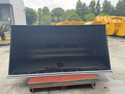 Bedrock Loader Light Material Bucket for ISO Quick Coupler CAT 906 - 908, 1.2m3, 81in