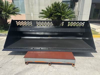 Bedrock Mini Hydraulic Excavator/Skid Steer Loader HD Bucket 102in