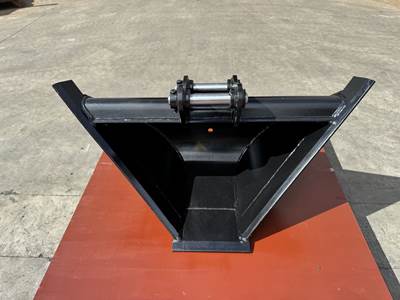 Bedrock 3 Ton Mini Excavators, Trapezoidal V-Shape Bucket 12in, 0.14 m3, 2 x 40 mm Pins