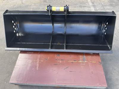 Bedrock Cleaning Bucket fits CAT305 (63-IN X 0.29-CU M). 2 x 45mm Pins