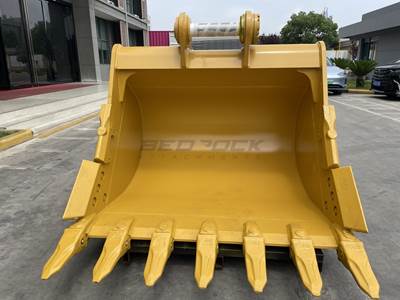 Bedrock 65" Heavy Duty Bucket for Caterpillar 324D/E,326D2/F,329D/D2/E,330D2/F,335F Excavator