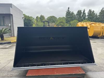 Bedrock Loader Light Material Bucket for ISO Quick Coupler CAT 906 - 908, 1.5m3, 81in