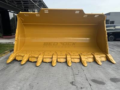 Bedrock High Abrasion Loader Bucket for Caterpillar 992 Loader