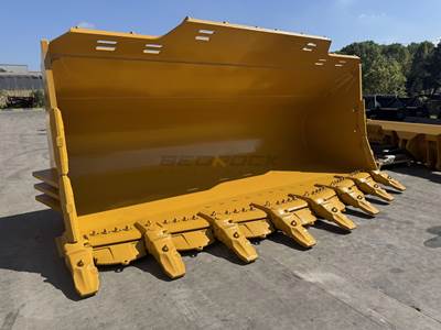 Bedrock Loader Bucket Pin on CAT 992D, 11.5m3, 192in, 4884mm, Spade, Double Strap Teeth