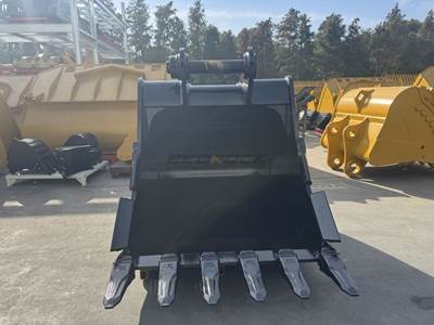 Bedrock 60in Heavy Duty Bucket for John Deere Hitachi 450/470 Excavator