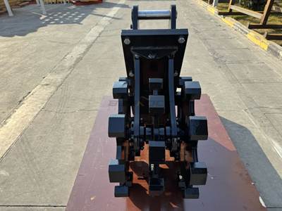 Bedrock Excavator Compaction Group for 10 ton Mini Excavator / 450 Backhoe, 18in width, 2 x 60mm Pins