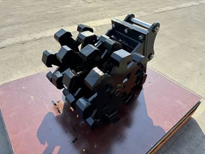 Bedrock 5 - 6 Ton Mini Excavator Compactor Attachment for Caterpillar 5 - 6 Ton Mini Excavator Excavator