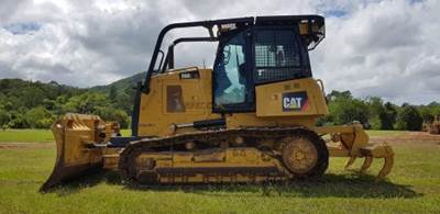 Bedrock Screens and Sweeps for Caterpillar D6K-2C, D4 (Including Door Screens) Bulldozer