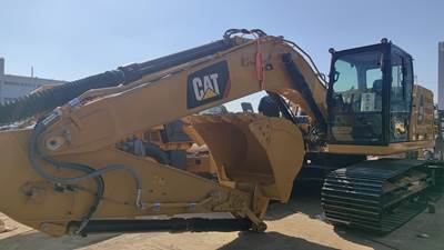Caterpillar 320 Excavator