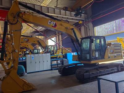 Caterpillar 320 Excavator