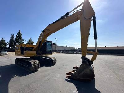 Caterpillar 320 Excavator