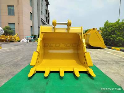 Bedrock 54" General Purpose Bucket for Caterpillar 320 Excavator