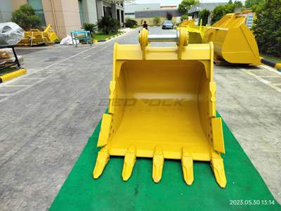 Bedrock 54" General Purpose Bucket for Caterpillar 330 Excavator