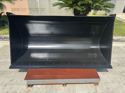 Bedrock Mini Hydraulic Excavator/Skid Steer Loader GP Bucket 72in, 0.76m3