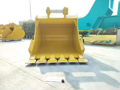 Bedrock 60" General Purpose Bucket for Caterpillar 349 Excavator