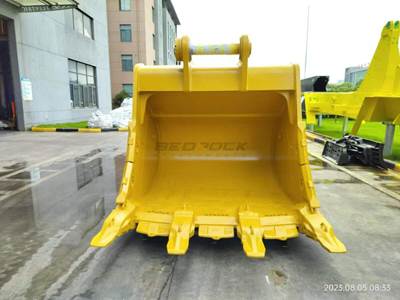 Bedrock 83" General Purpose Bucket for Caterpillar 374 Excavator