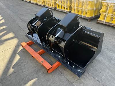 Bedrock Skid Steer Loader Grapple Buckets 1981 mm (78 in), bolt-on cutting edge