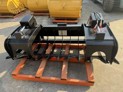 Bedrock Skid Steer Loader Grapple Rake 2136 mm (84 in)