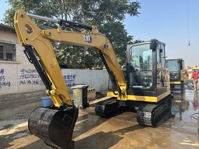 Caterpillar 305.5 Mini Hydraulic Excavator