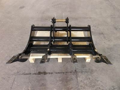 Caterpillar EXCAVATOR RAKE FITS CAT 307, 40MM PINS Mini Excavator