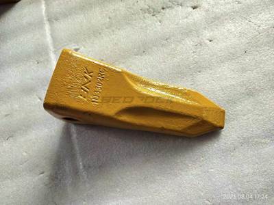Bedrock Bucket teeth, Long Tip,J300