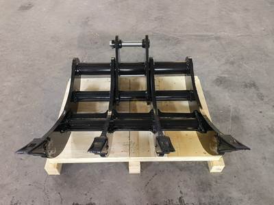 Bedrock 36in Excavator Rake fits CAT 305, 45mm Pins