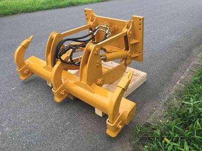 Bedrock D5K D5K2 D4K D4K2 D3K D3K2 D3 D2 D1 2 Cylinders Ripper, 3 shanks