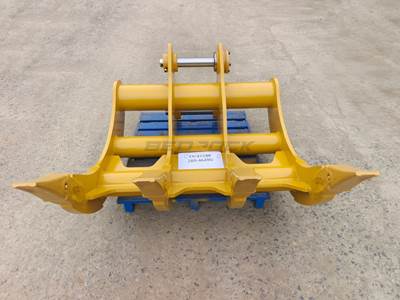 Bedrock Excavator Rake 48in, 2 x 70mm Pins, 315 Linkage