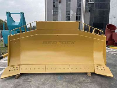 Bedrock SU Blade, Push arm GP & Installation AR for Caterpillar D7E Bulldozer