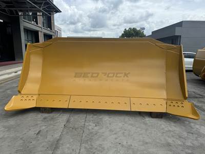 Bedrock SU Dual Tilt Blade, Push Arm GP & Installation AR for D8 Bulldozer