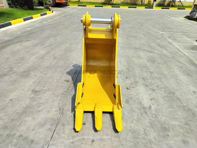 Bedrock 24" Severe-Duty Rock Bucket for Caterpillar 316 Excavator