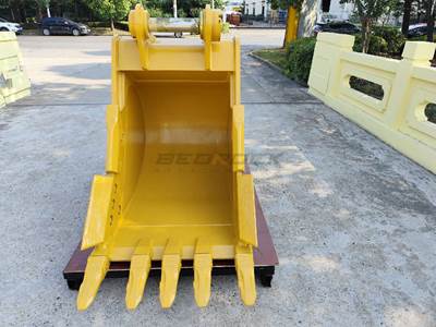 Bedrock 36in Severe Rock Bucket for Caterpillar 320E 323F 325F Excavator