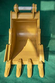 Bedrock 36" Heavy Duty Bucket for Caterpillar 324D/E 326/D2/F 329D/E 330D2/F 335F Excavator