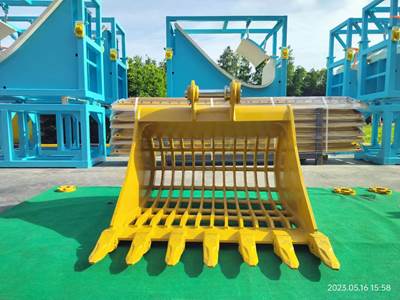 Bedrock 47" Skeleton Bucket for Caterpillar 312 Excavator