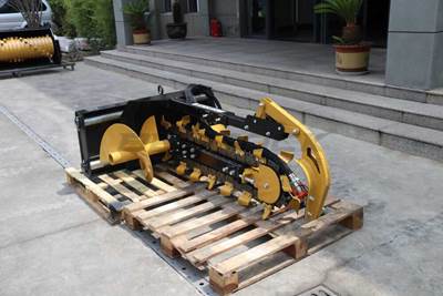 Bedrock Skid Steer Side Shift Trencher 36+A12