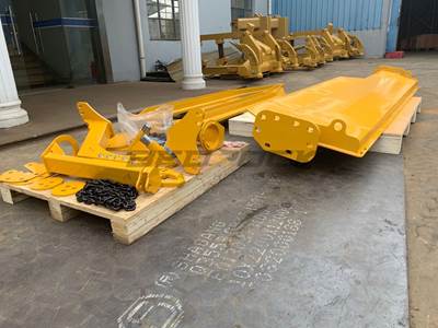 Bedrock Tailgate / Decklid for Bell B50D Articulated Truck