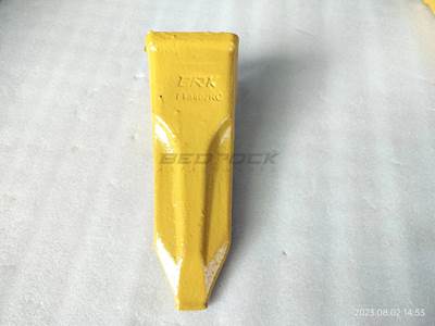 Bedrock Bucket teeth, Long Tip, J400