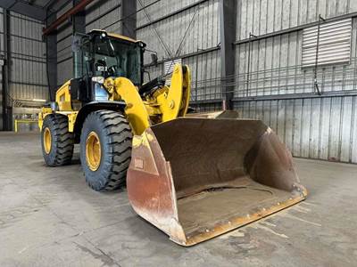 Caterpillar 938M Wheel Loader