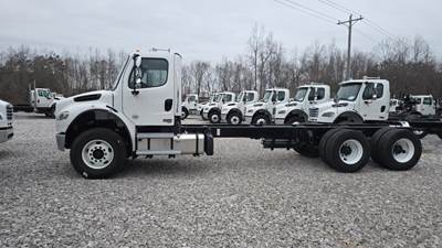 Freightliner M2106 Cab & Chassis Truck - Cummins, 360HP