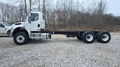 Freightliner M2106 Cab & Chassis Truck - Cummins, 360HP