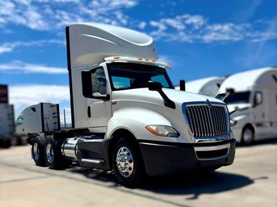 International LT625 Day Cab Truck - Cummins 450HP