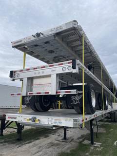 Manac 10253B0B0 Flatbed Trailer