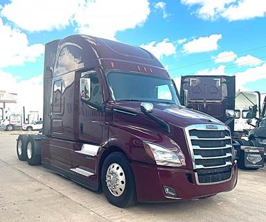 Freightliner CASCADIA 126 Sleeper Semi Truck - Detroit 455HP