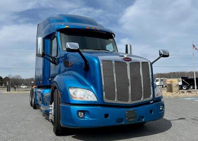 Peterbilt 579 Sleeper Semi Truck - Paccar