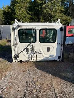 Freightliner Cascadia 113 Cab Assembly