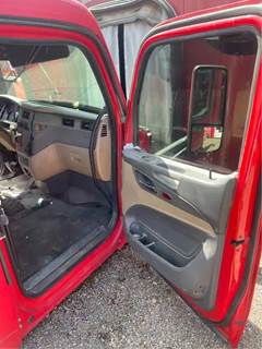 Peterbilt 579 Cab Assembly